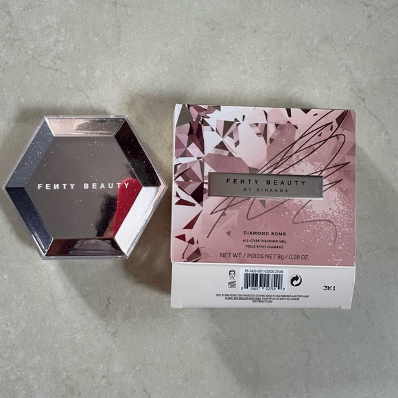 🎉🥳 host pick! NIB Fenty beauty - how many carats - Picture 2 of 7